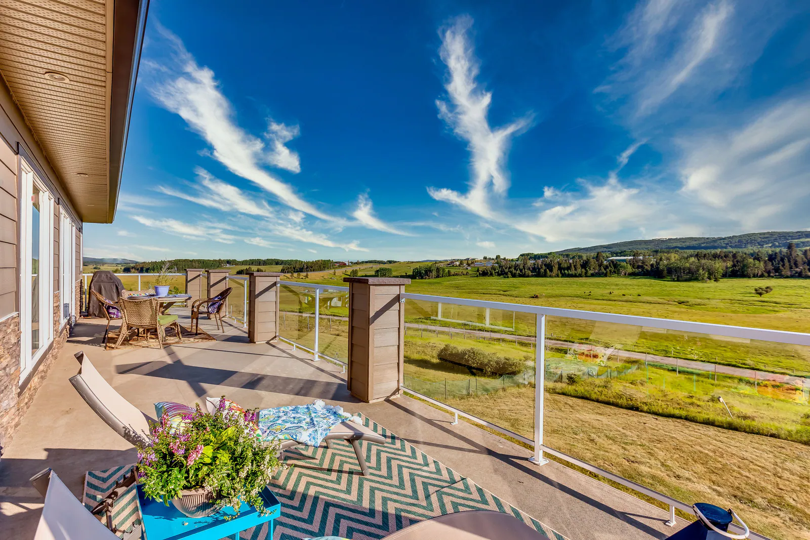 258035 209 Street West, Foothills County